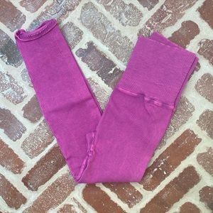 NWOT Free People Ultra High-Rise 7/8 Happiness Runs Leggings - Size M/L